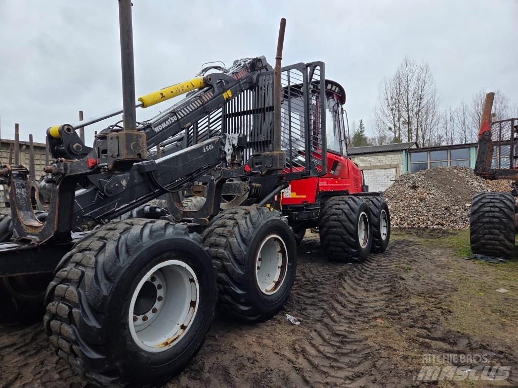 Komatsu 845 Forvarderi