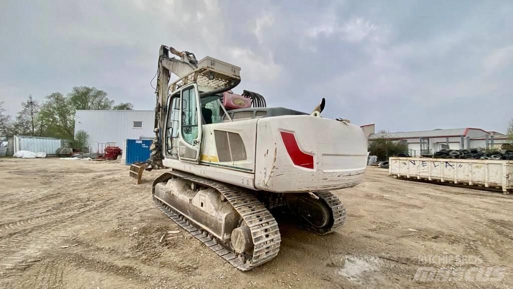 Liebherr R 924 Bageri guseničari