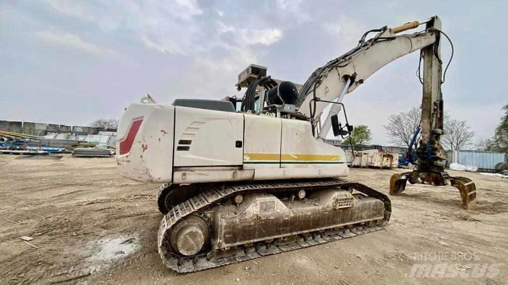 Liebherr R 924 Bageri guseničari