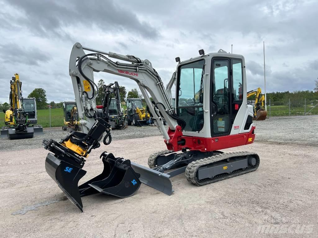 Takeuchi TB225 Mini bageri < 7t