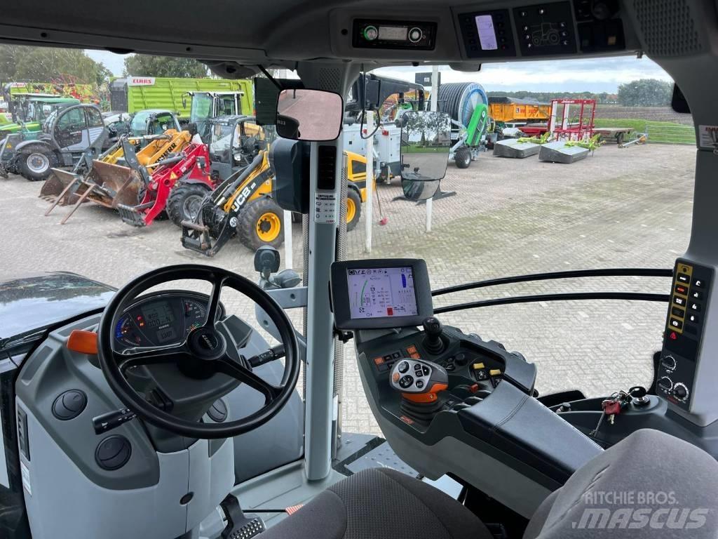 CLAAS Axion 830 Traktori