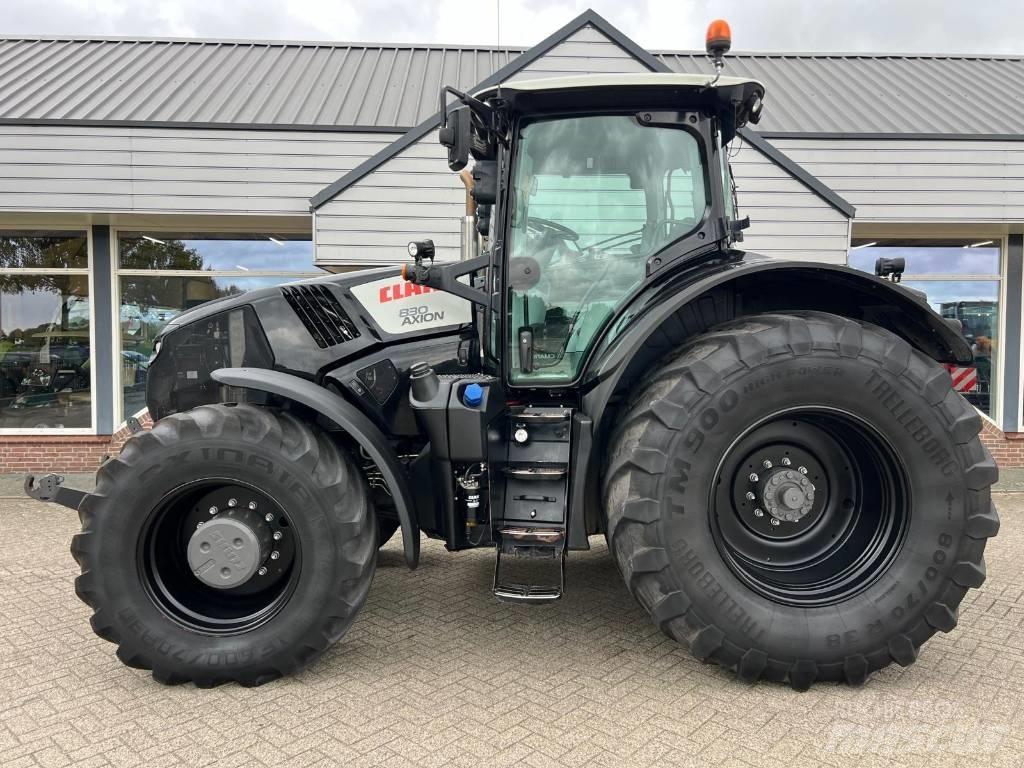 CLAAS Axion 830 Traktori