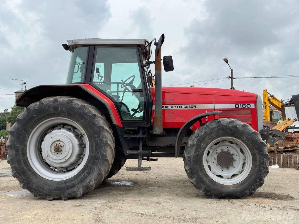 Massey Ferguson 8160 Traktori