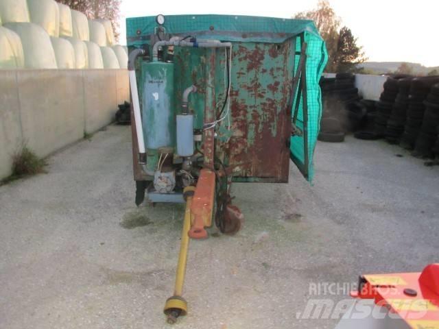  Melkwagen 6 Plätze Ostale poljoprivredne mašine