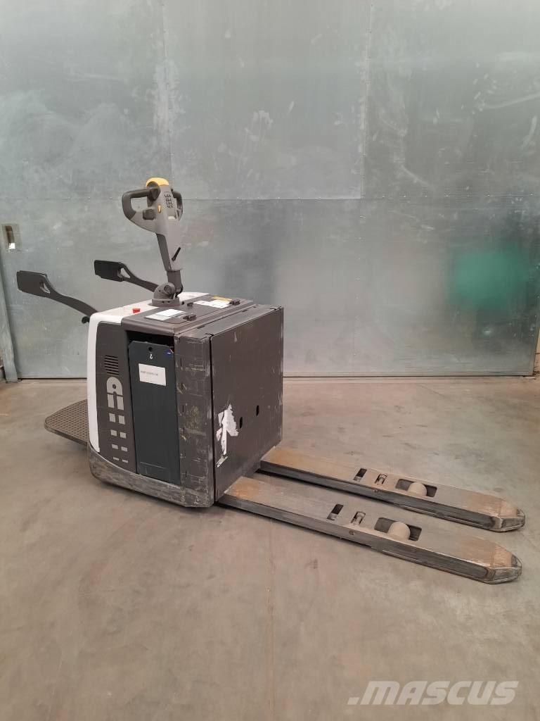 UniCarriers PMR200P Nisko podizni električni viljuškar sa stajalištom