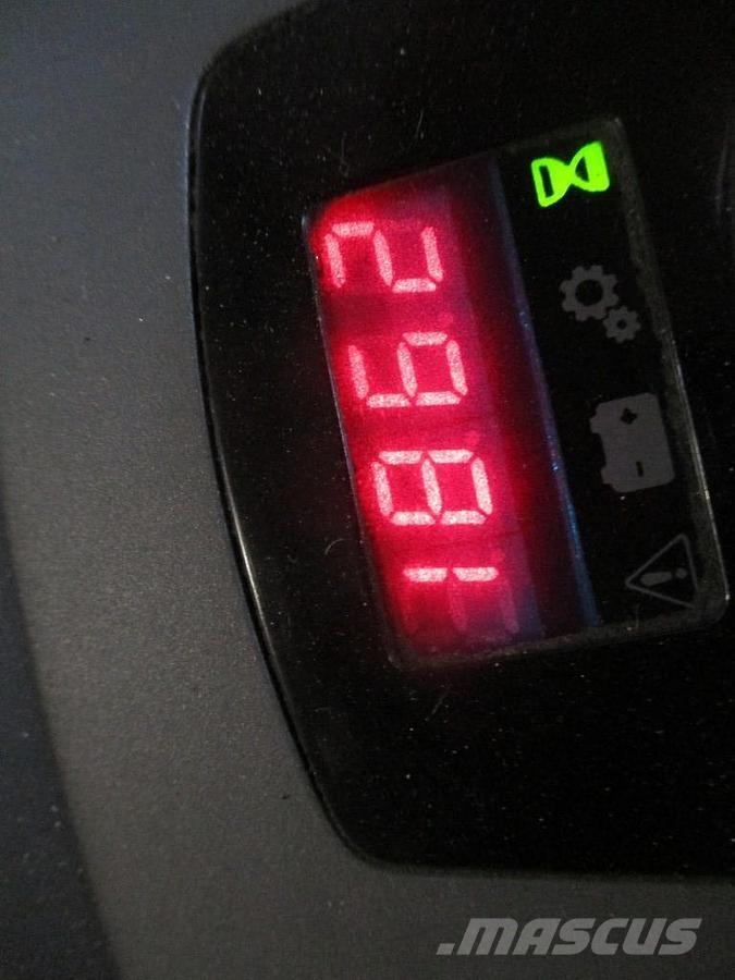 BT LPE 200 Nisko podizni električni viljuškar sa stajalištom