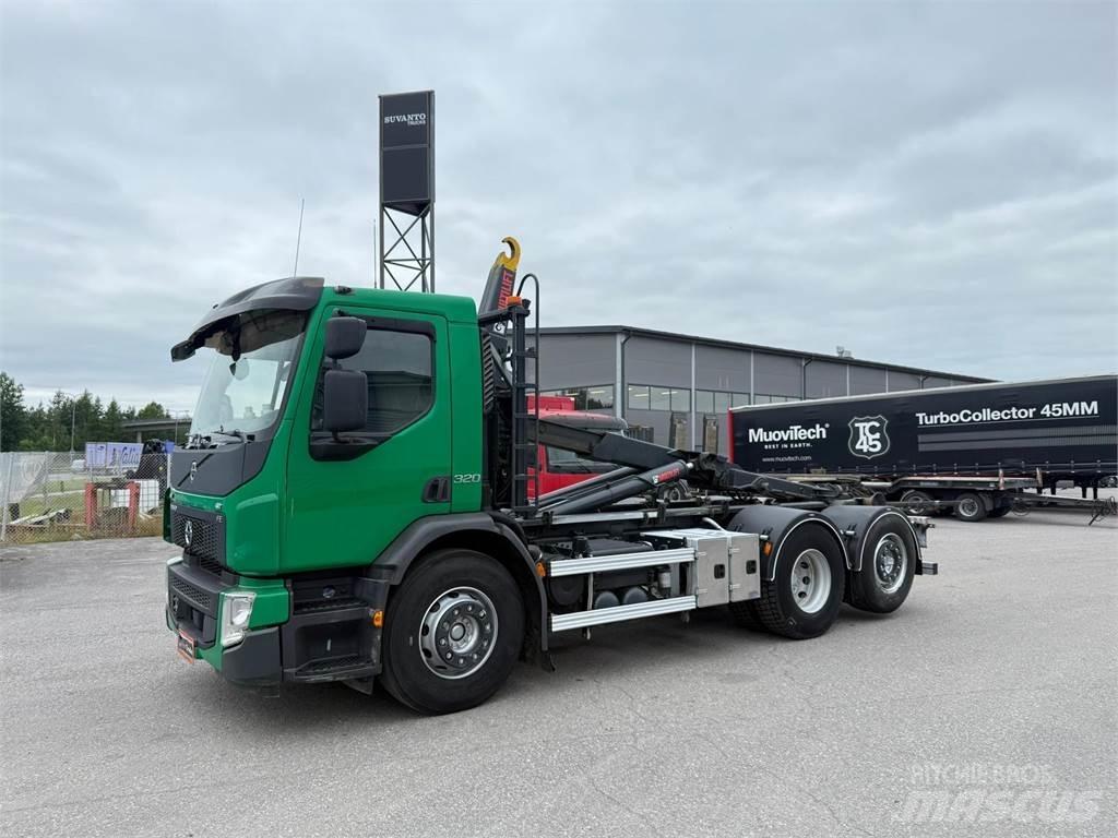 Volvo FE320 6x2*4 Rol kiper kamioni sa kukom za podizanje tereta