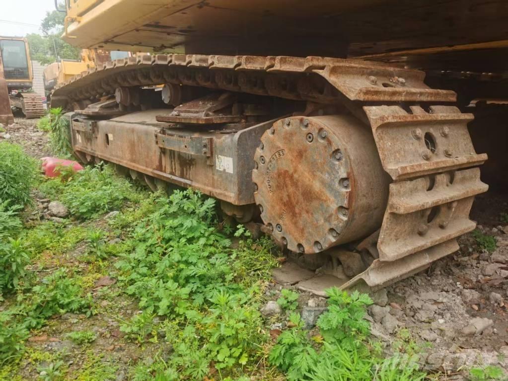 Komatsu PC 450-8 Bageri guseničari