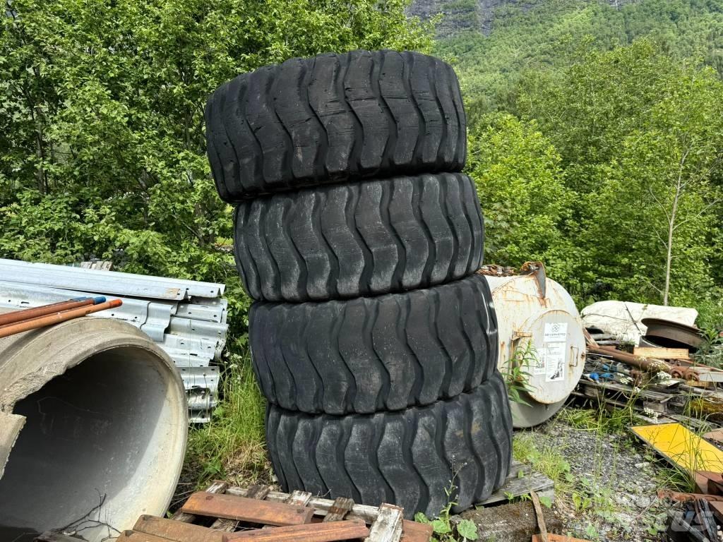 Goodyear 23,5R25 Gume, točkovi i felne