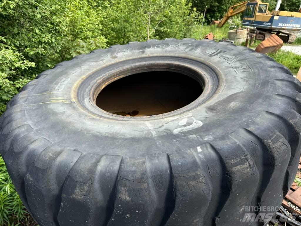 Goodyear 23,5R25 Gume, točkovi i felne
