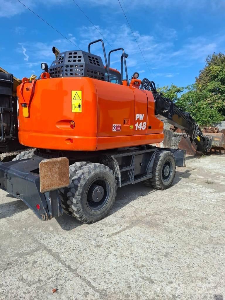 Komatsu PW 148-11 Bageri točkaši