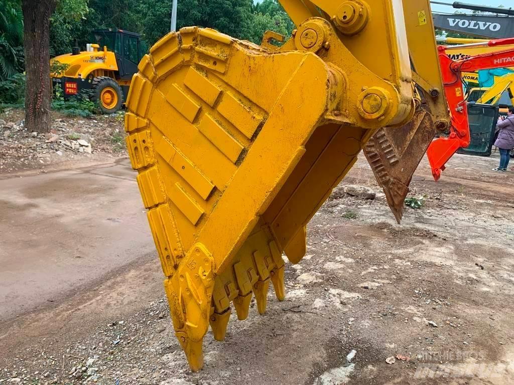 CAT 323 D L Bageri guseničari