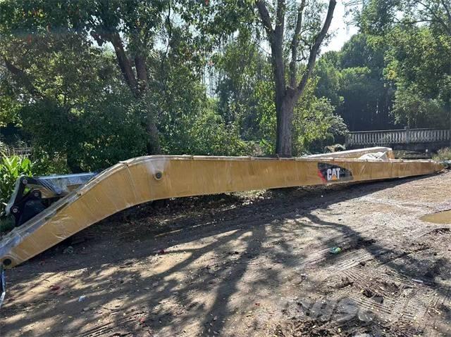 CAT 320 C Polovni amfibijski bageri