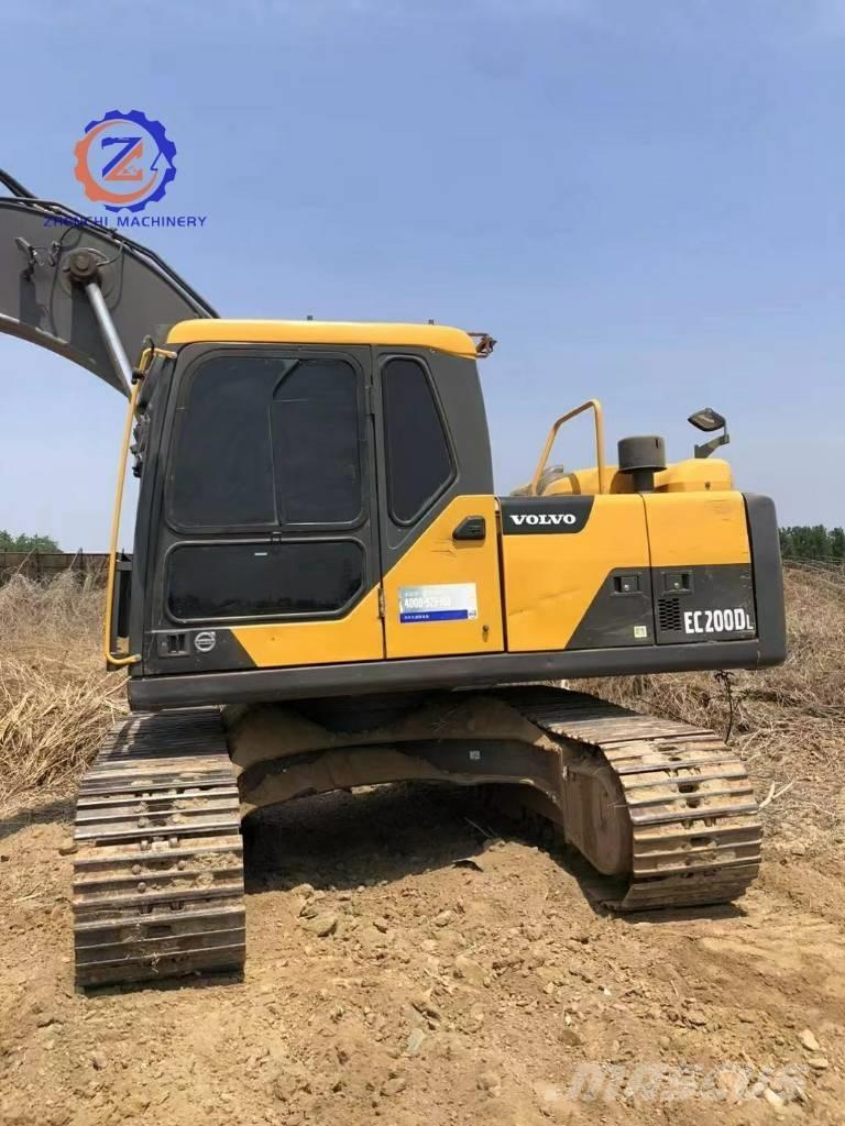 Volvo EC 200 D Bageri guseničari