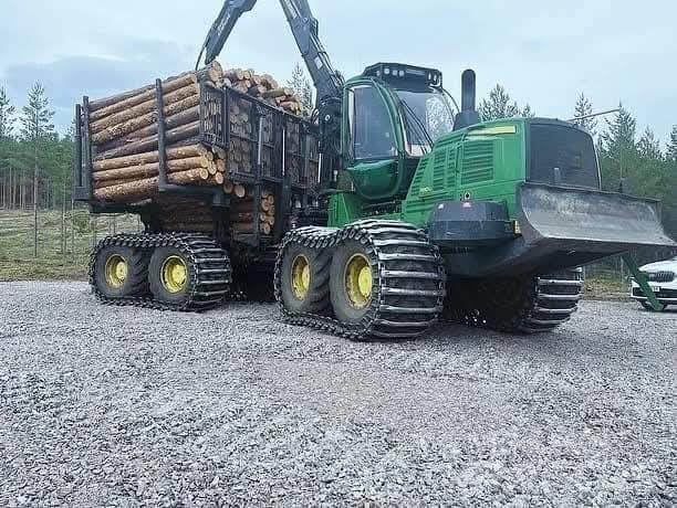 John Deere 1910 Forvarderi