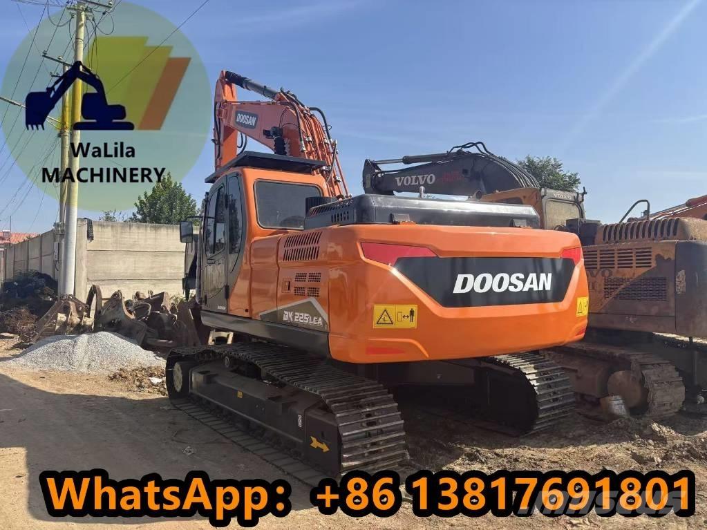 Doosan DX 225 LCA Bageri guseničari