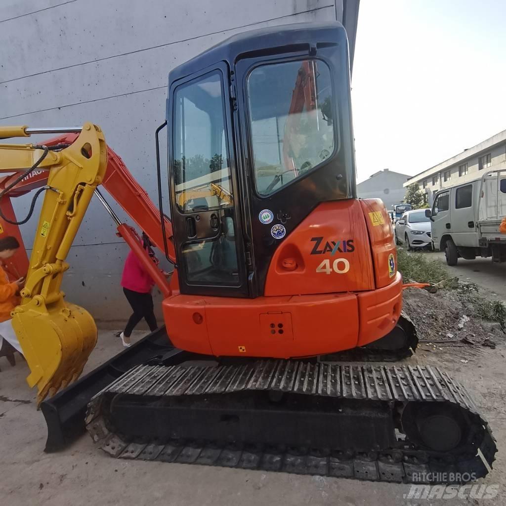 Hitachi ZX 40 U Mini bageri < 7t