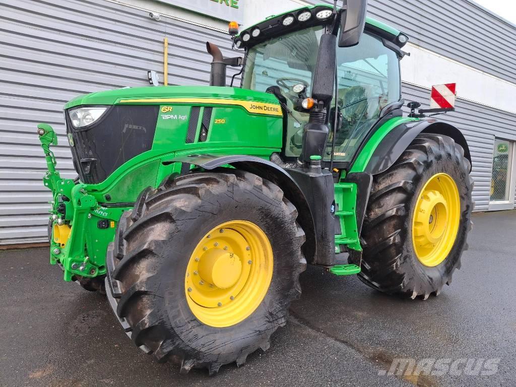 John Deere 6R 250 Traktori