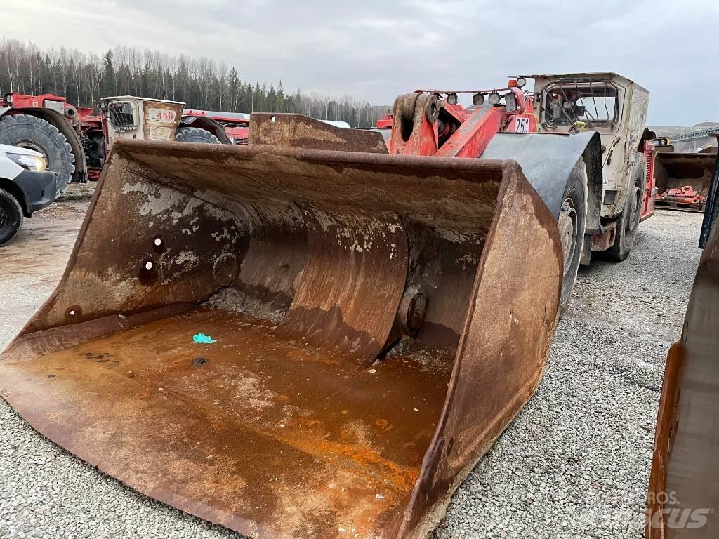 Sandvik LH 410 Podzemni utovarivači