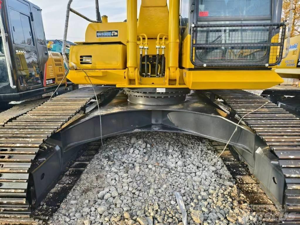 Komatsu PC240-8 Midi bageri 7t – 12t