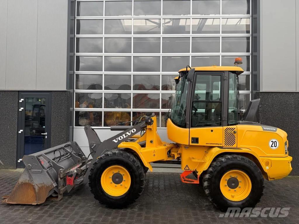 Volvo L30G Utovarivači na točkove