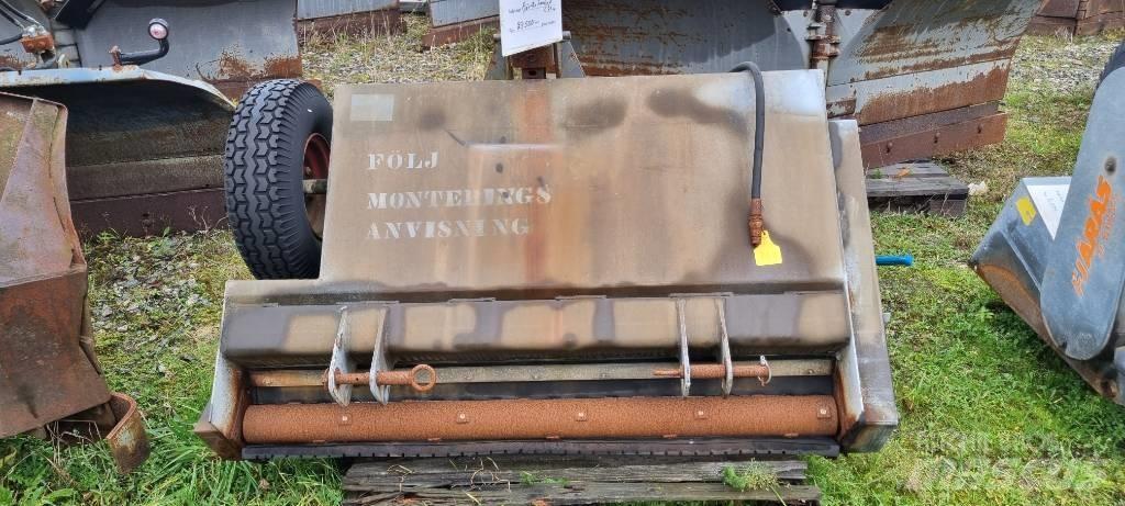 Fjärås 1,35 Posipači soli i peska
