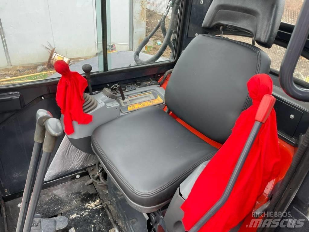 Kubota U 35 Bageri guseničari