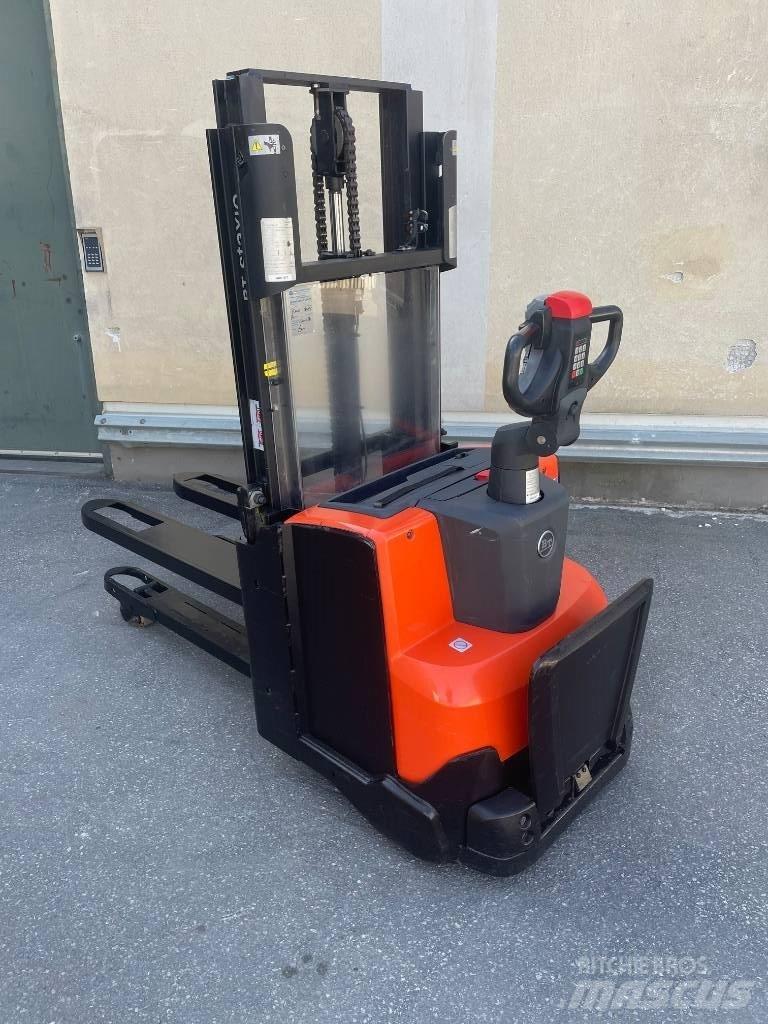 BT SWE200D Ručni električni viljuškar