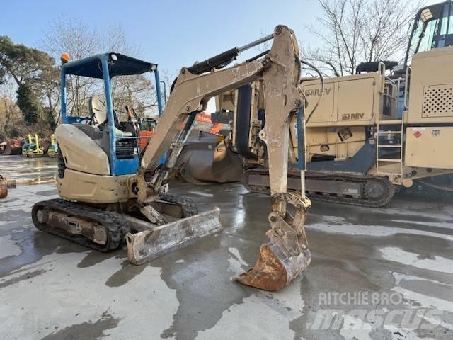 Bobcat E 27 Mini bageri < 7t