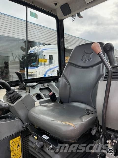 Bobcat E 35z Mini bageri < 7t