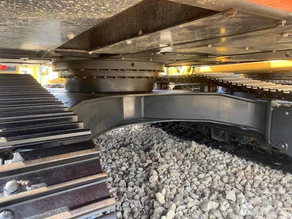 Doosan DX 225 Bageri guseničari