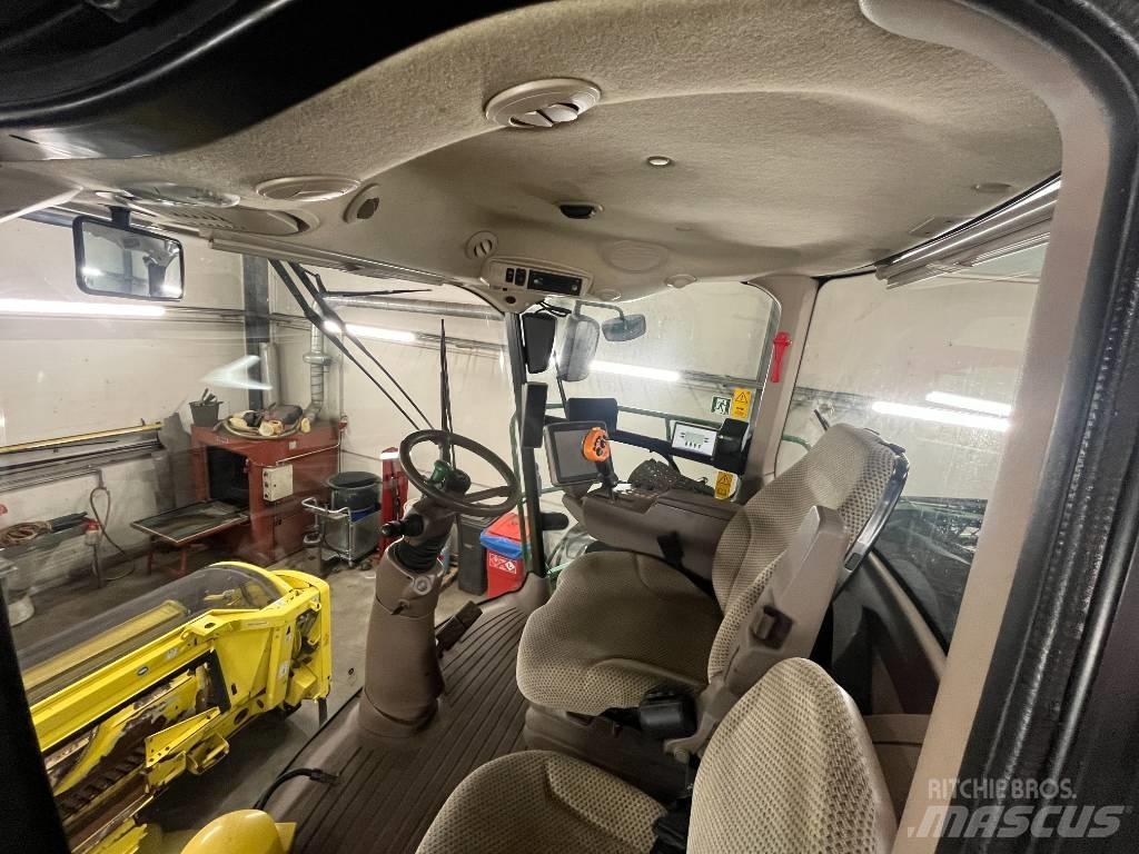 John Deere 8300i Mašine za stočnu hranu sa sopstvenim pogonom