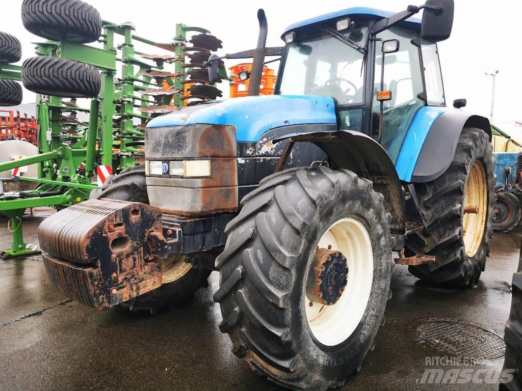 New Holland TM 190 Traktori