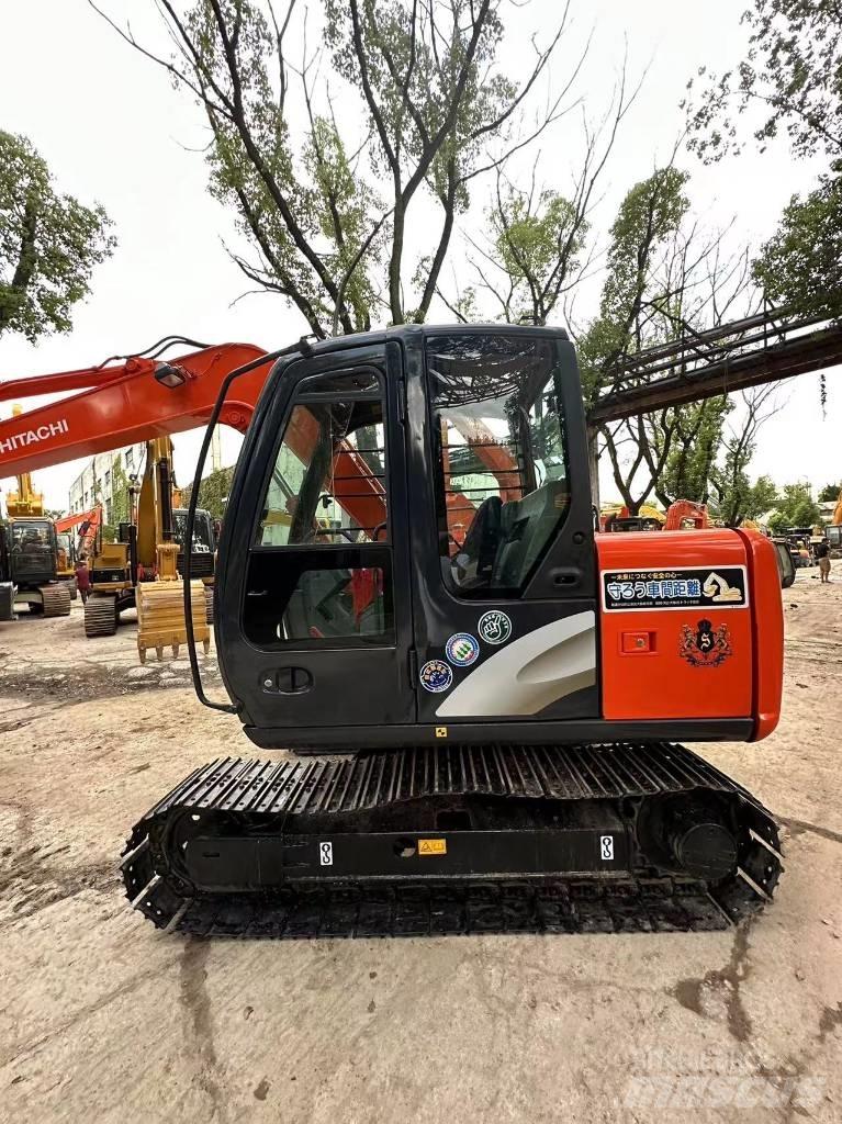 Hitachi 70 Bageri guseničari
