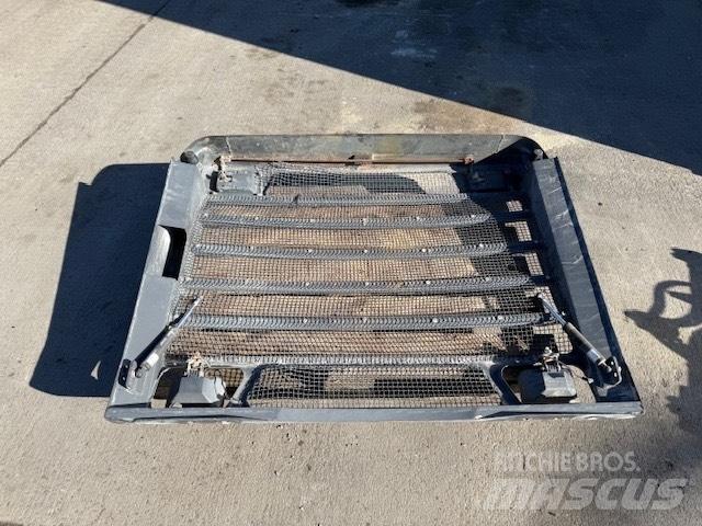 Doosan DL 400 OSŁONA Šasija i vešenje