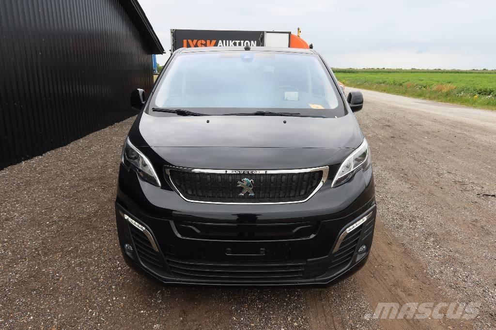 Peugeot E-Traveller Automobili