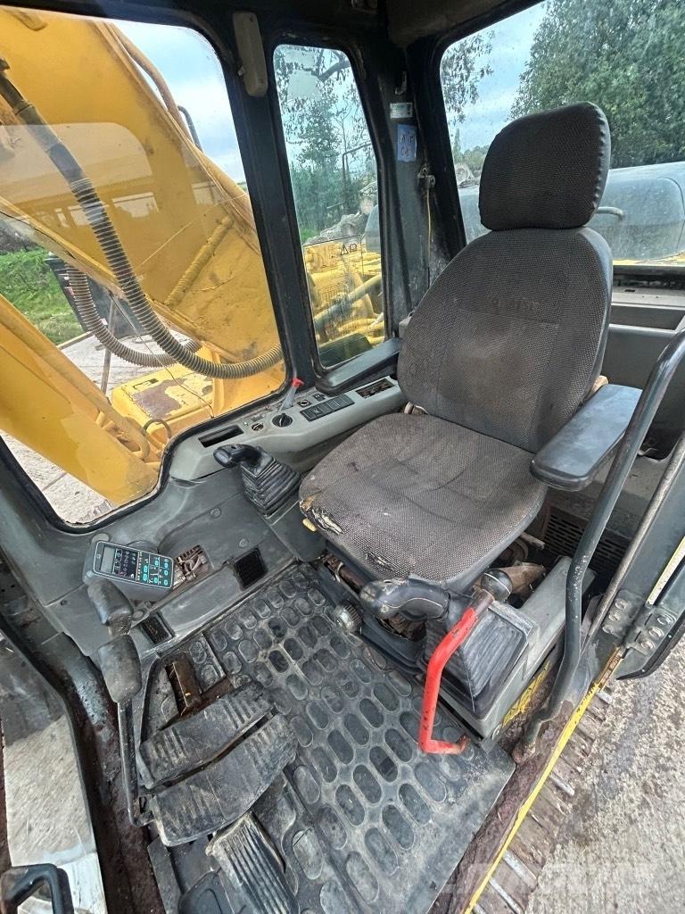 Komatsu PC 210-6K Bageri guseničari