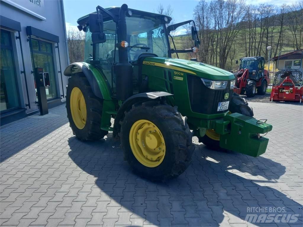 John Deere 5100M Traktori