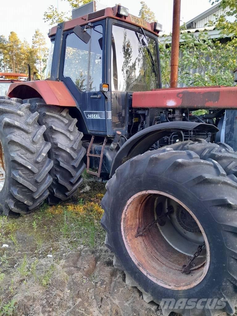 CASE 1455 Traktori