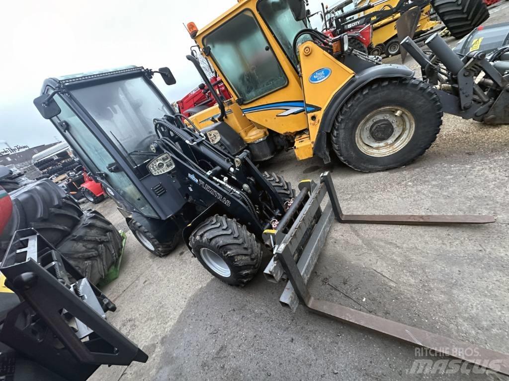Flexitrac 810 / 1126 Skid steer mini utovarivači