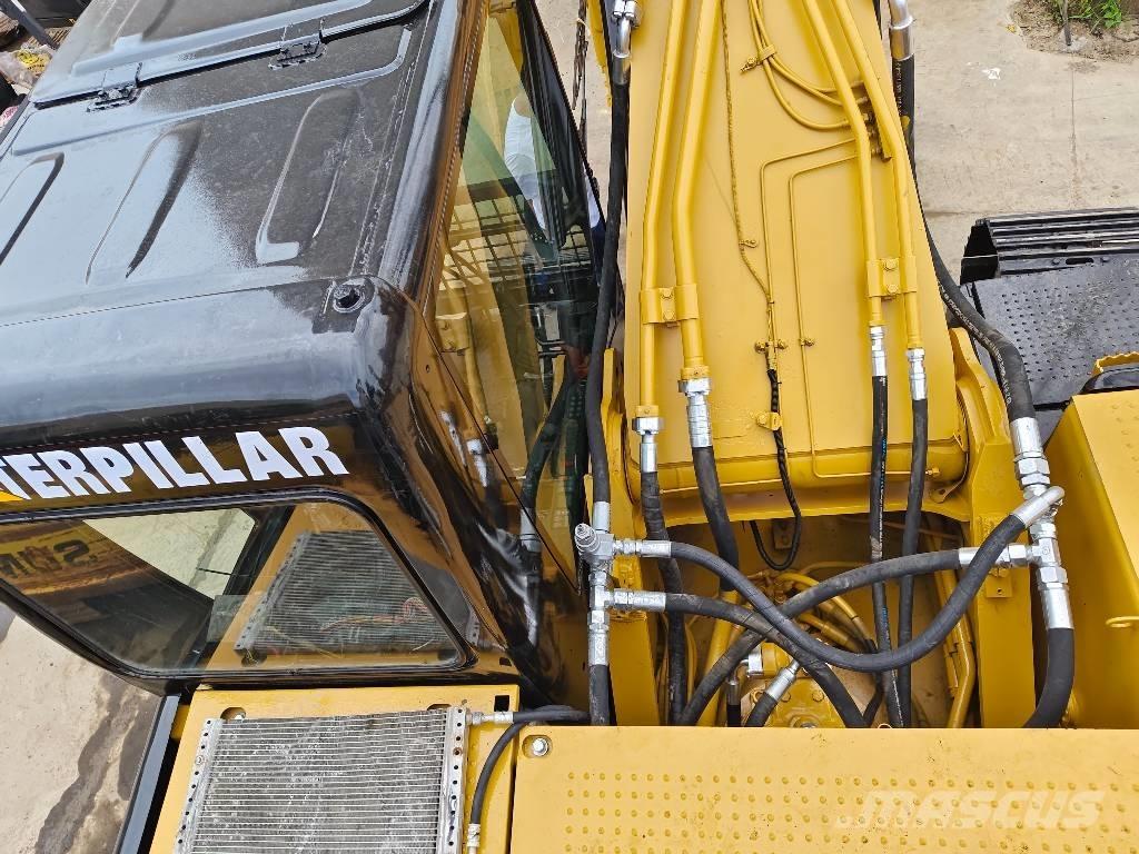 CAT 330 D2L Bageri guseničari