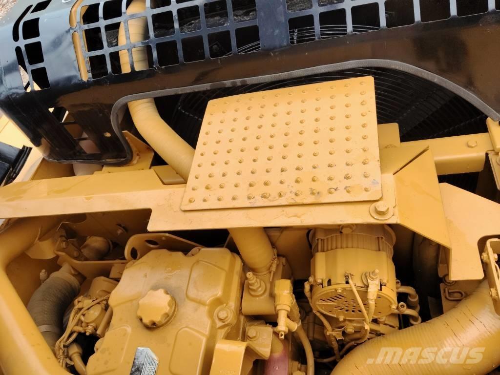 CAT 330 D Bageri guseničari