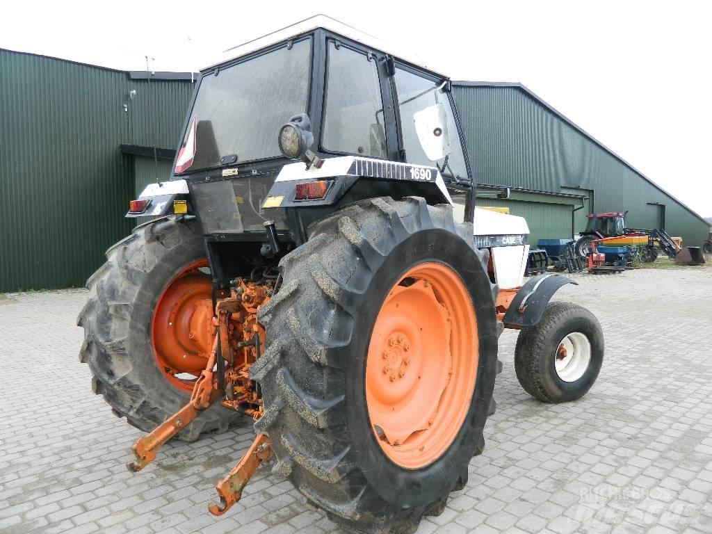 Case IH 1690 Traktori