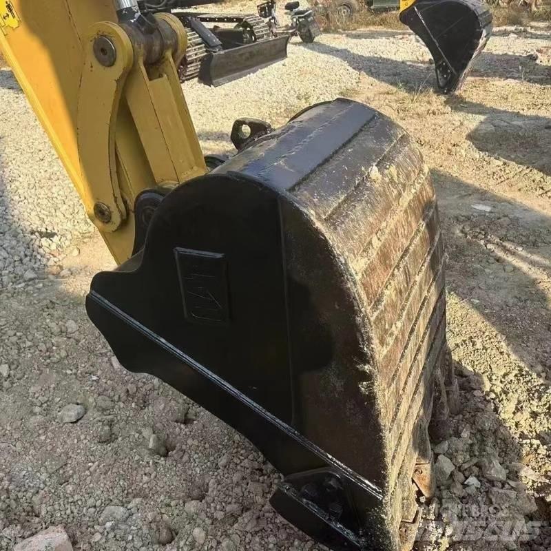CAT 307E2 Bageri guseničari