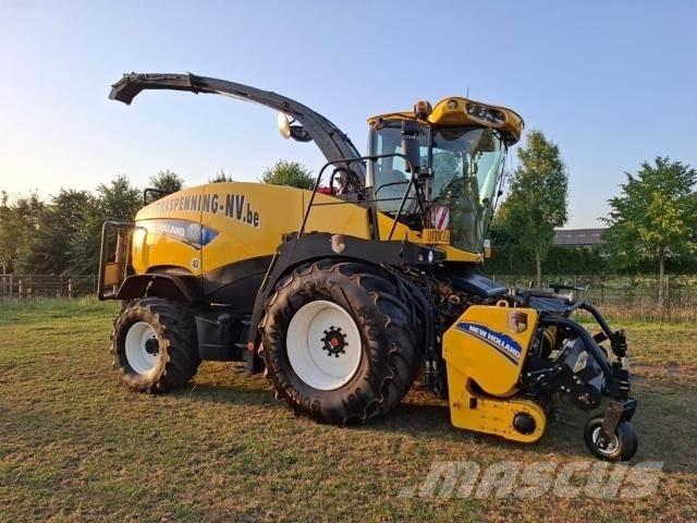 New Holland FR700 Mašine za stočnu hranu sa sopstvenim pogonom