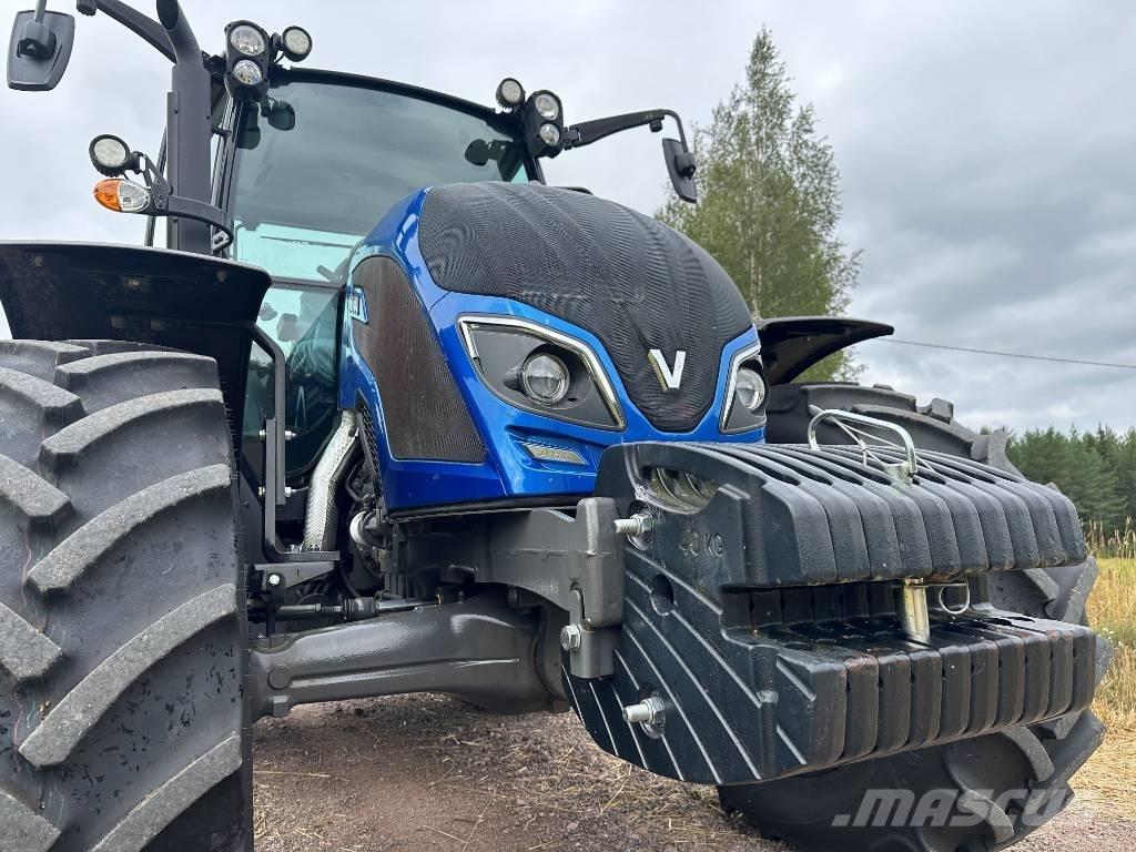 Valtra A 114 Traktori