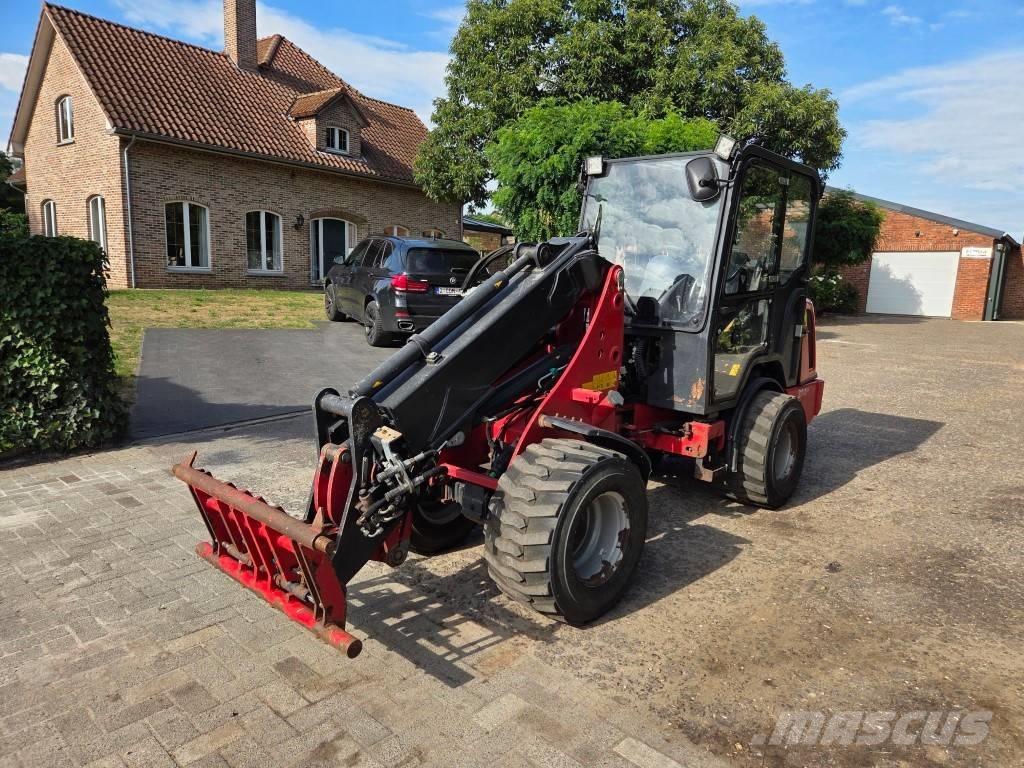 Thaler 3248/TA Višenamenski utovarivači