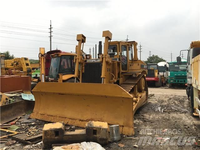 CAT D8K Buldožeri guseničari