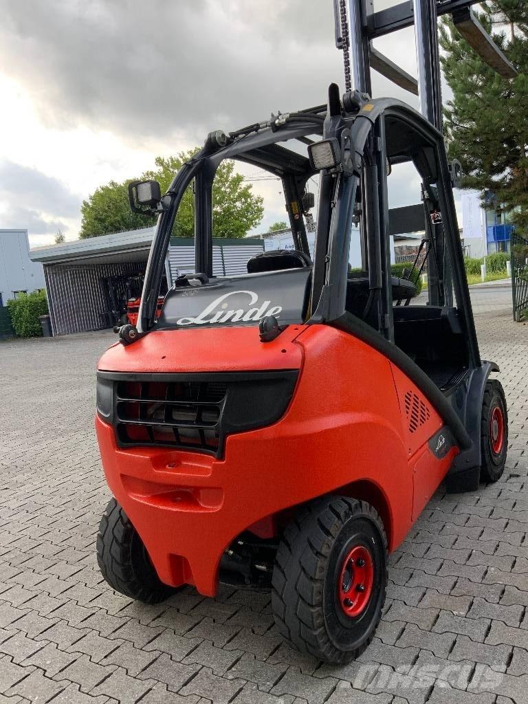 Linde H35T-02 Plinski viljuškari