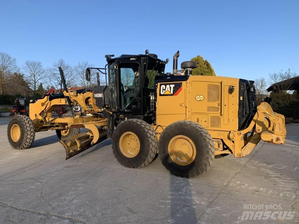 CAT 140 M 3 Grejderi
